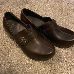 Like New Dansko! Size 39